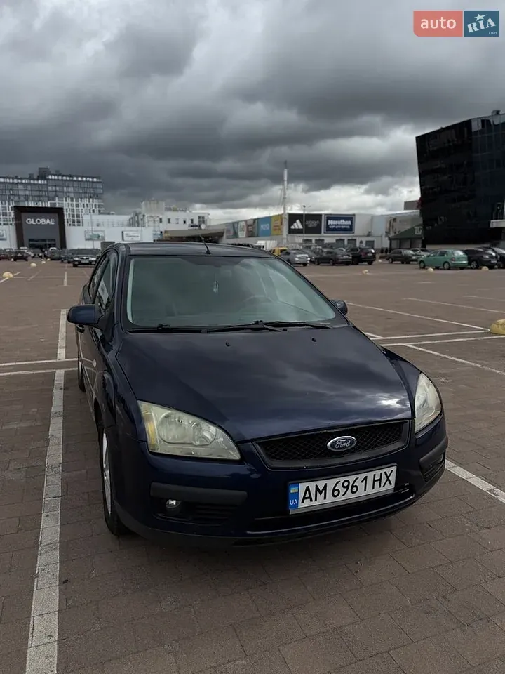 Ford Focus 2005 photo 2