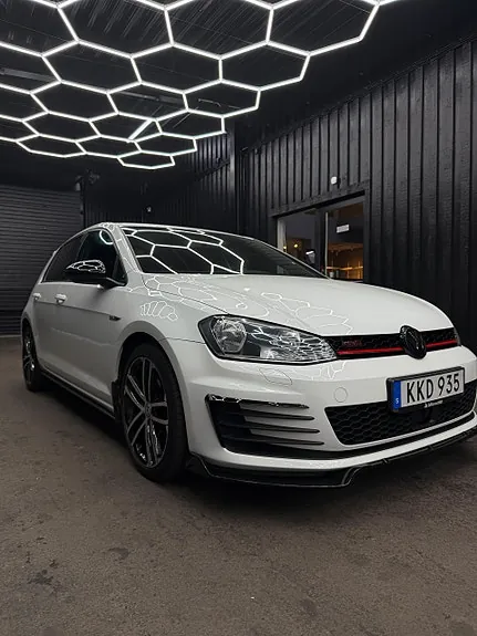 Volkswagen Golf Vii 2014 photo 3