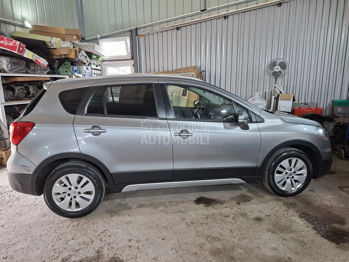Suzuki Sx4 S-Cross 2013 photo 2
