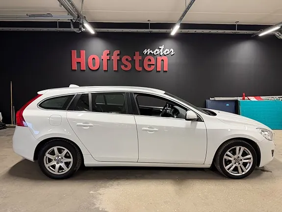 Volvo V60 2013 photo 2