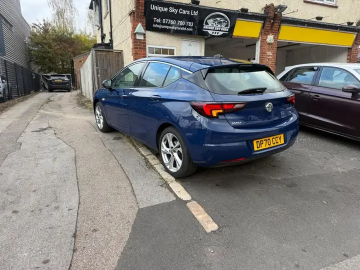 Vauxhall Astra 2020 photo 3