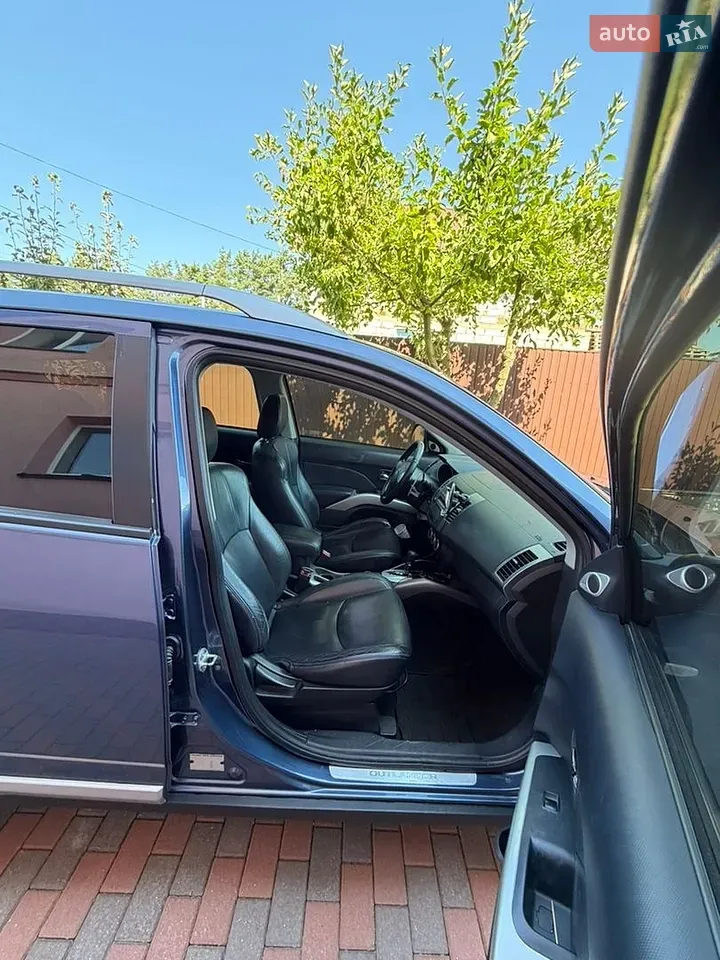 Mitsubishi Outlander Xl 2008 photo 5