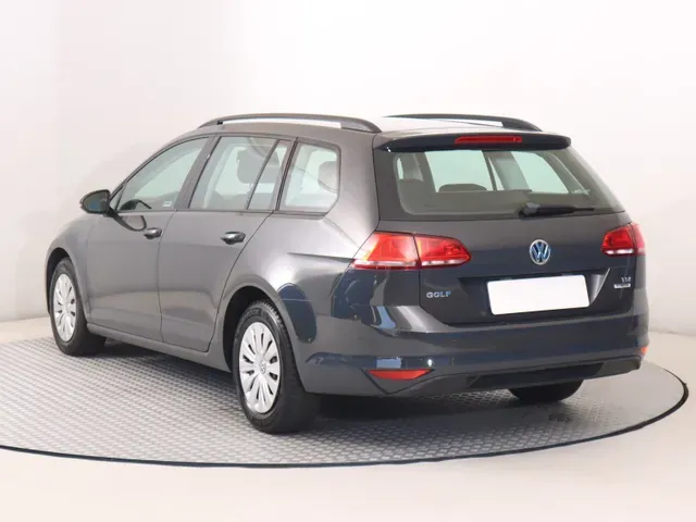 Volkswagen Golf Variant 2014 photo 3
