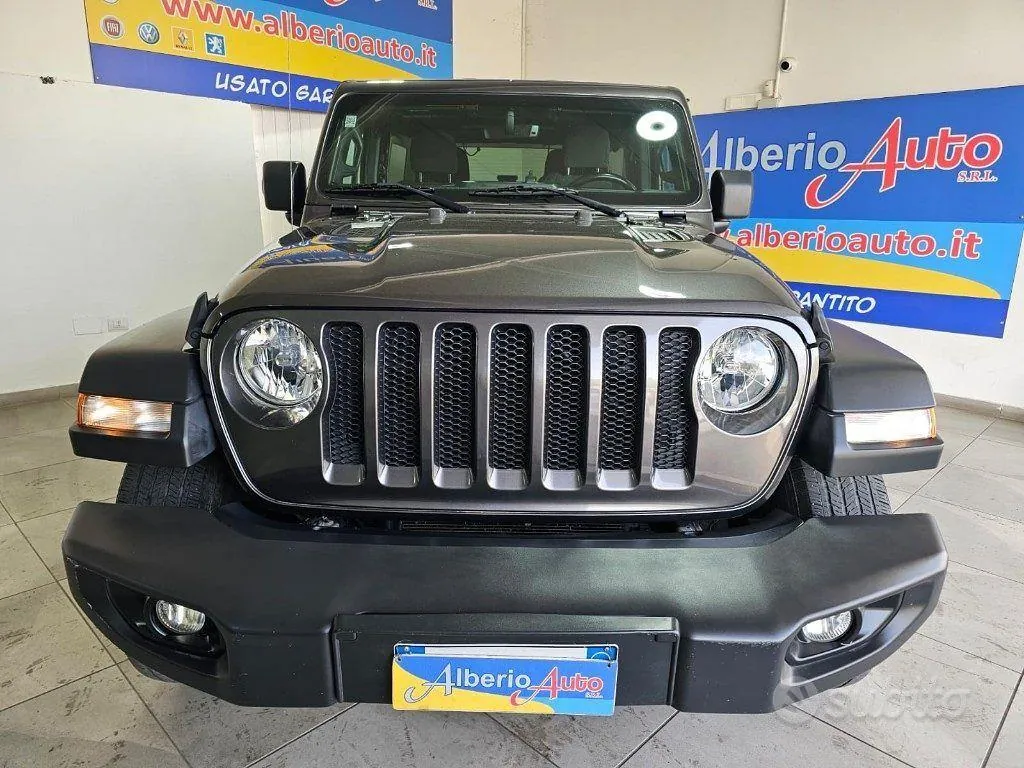 Jeep Wrangler Unlimited 2020 photo 2