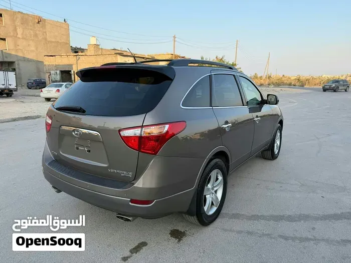 Hyundai Santa Fe 2012 photo 3