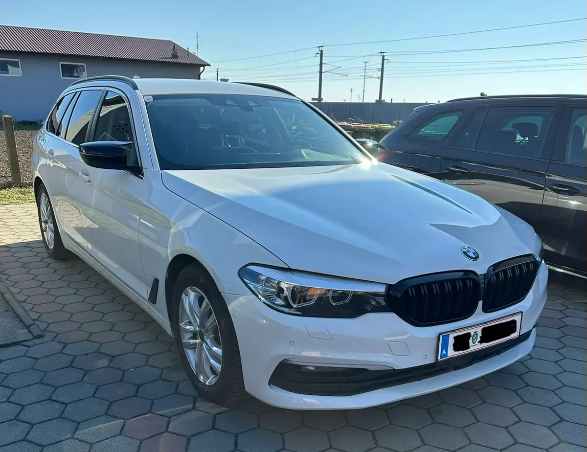 BMW 5 Series 2020 photo 3