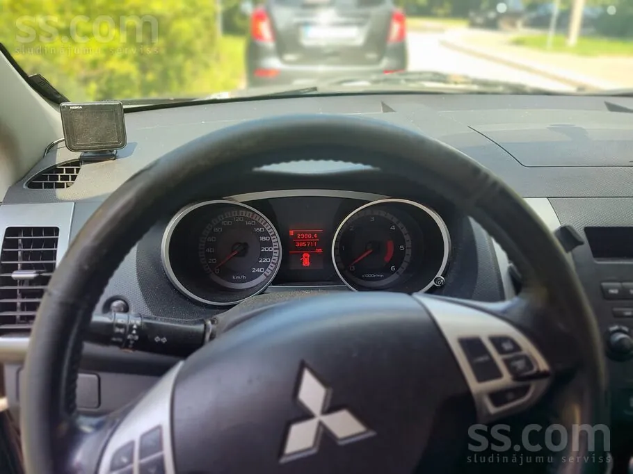 Mitsubishi Outlander 2007 photo 4