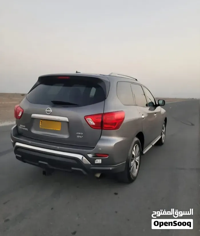 Nissan Pathfinder 2018 photo 2