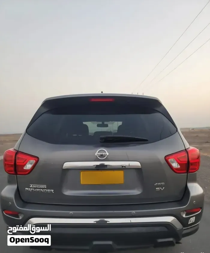 Nissan Pathfinder 2018 photo 3