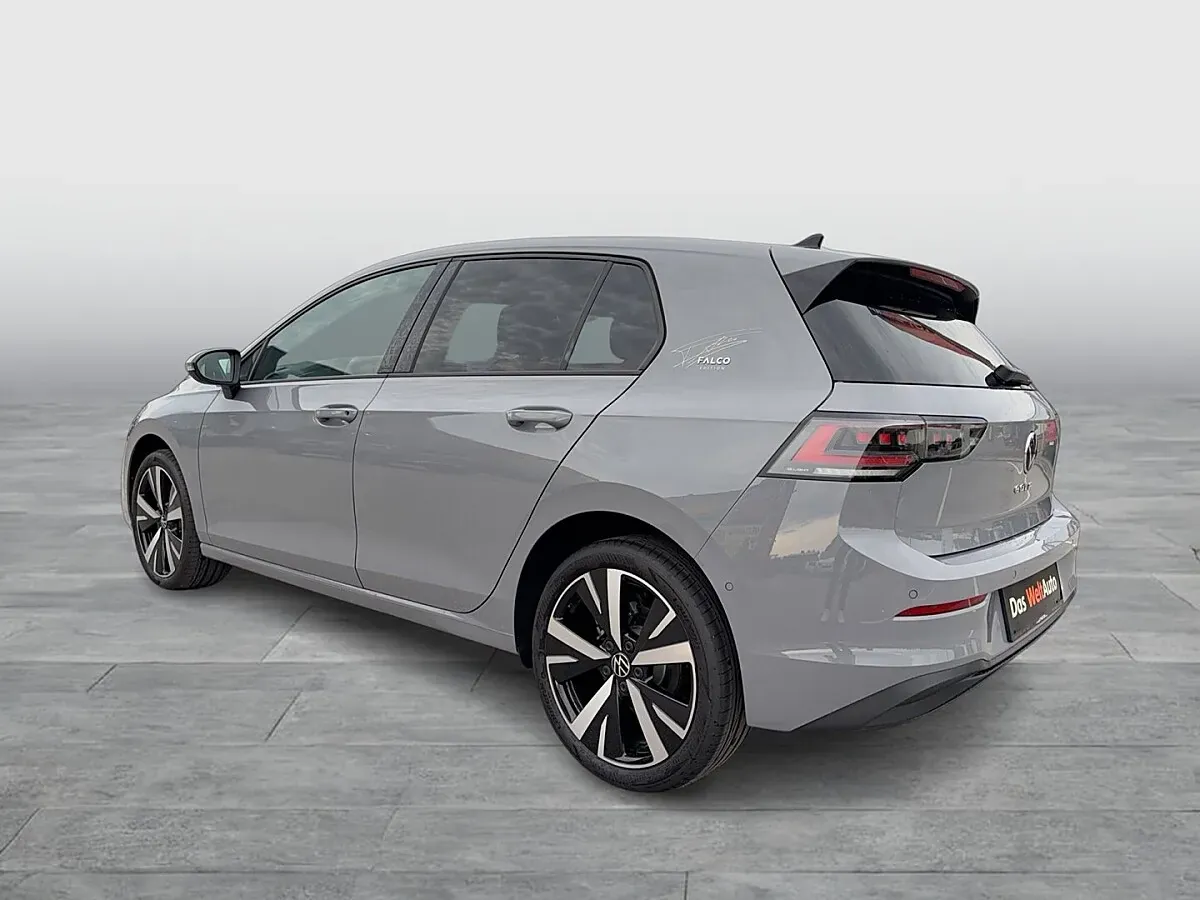 Volkswagen Golf 2026 photo 3