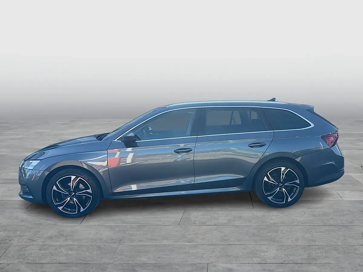 Skoda Octavia 2021 photo 2