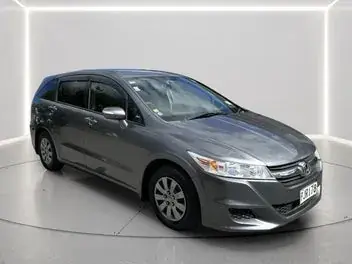 Honda Stream 2010 photo 2