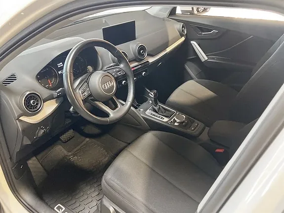 Audi Q2 2022 photo 4