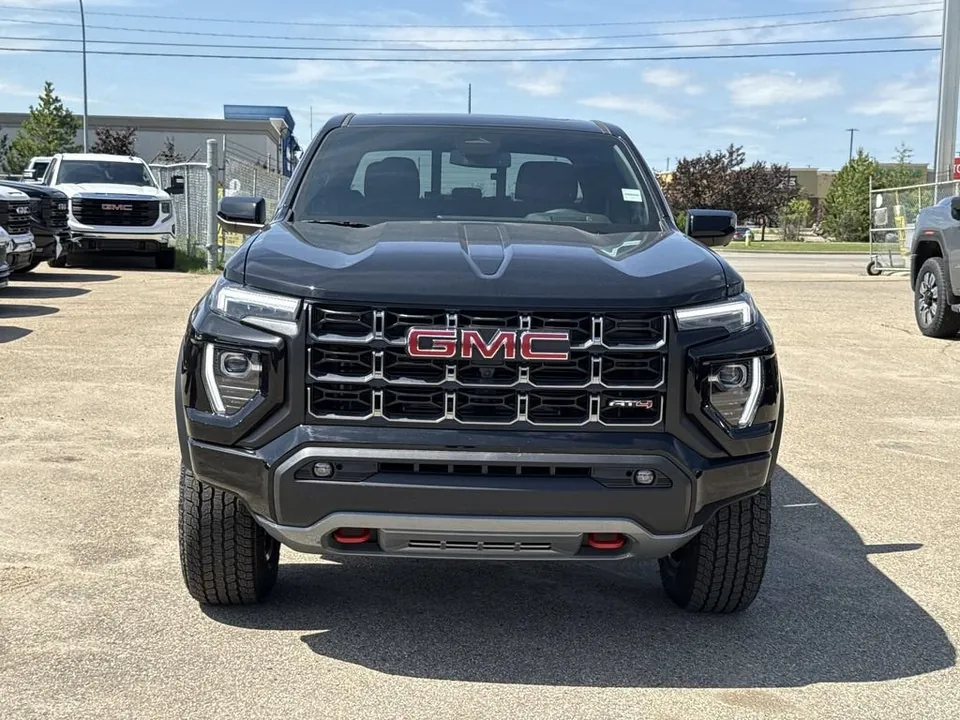 GMC Canyon 2026 photo 3
