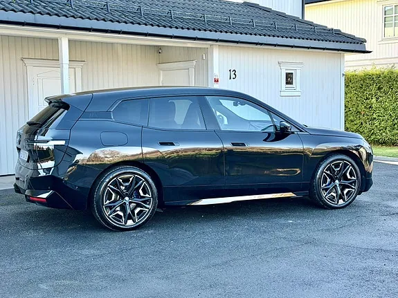 BMW Ix 2024 photo 3