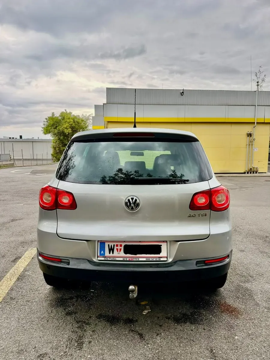 Volkswagen Tiguan 2010 photo 3