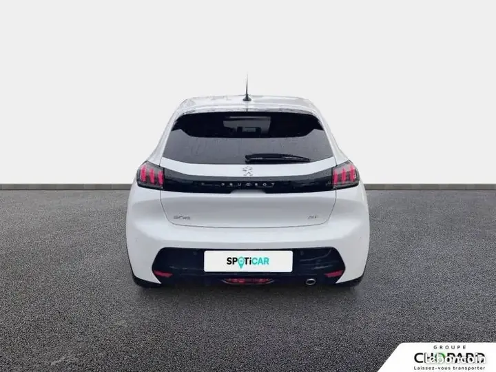 Peugeot 208 2022 photo 5