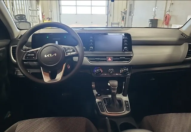 Kia Seltos 2024 photo 3