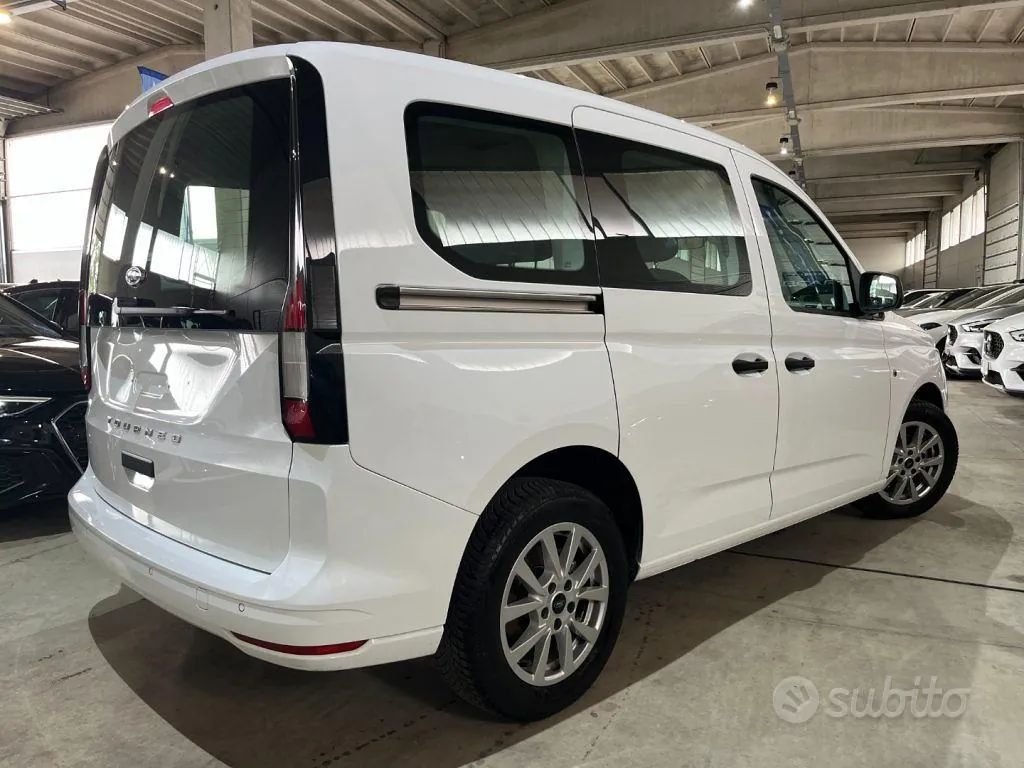 Ford Tourneo Connect 2025 photo 4