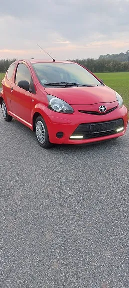 Toyota Aygo 2012 photo 3