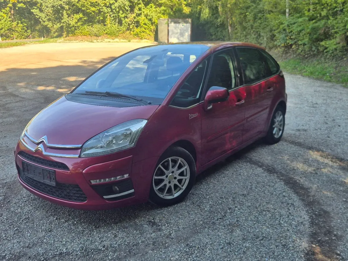 Citroen C4 Picasso 2013 photo 2