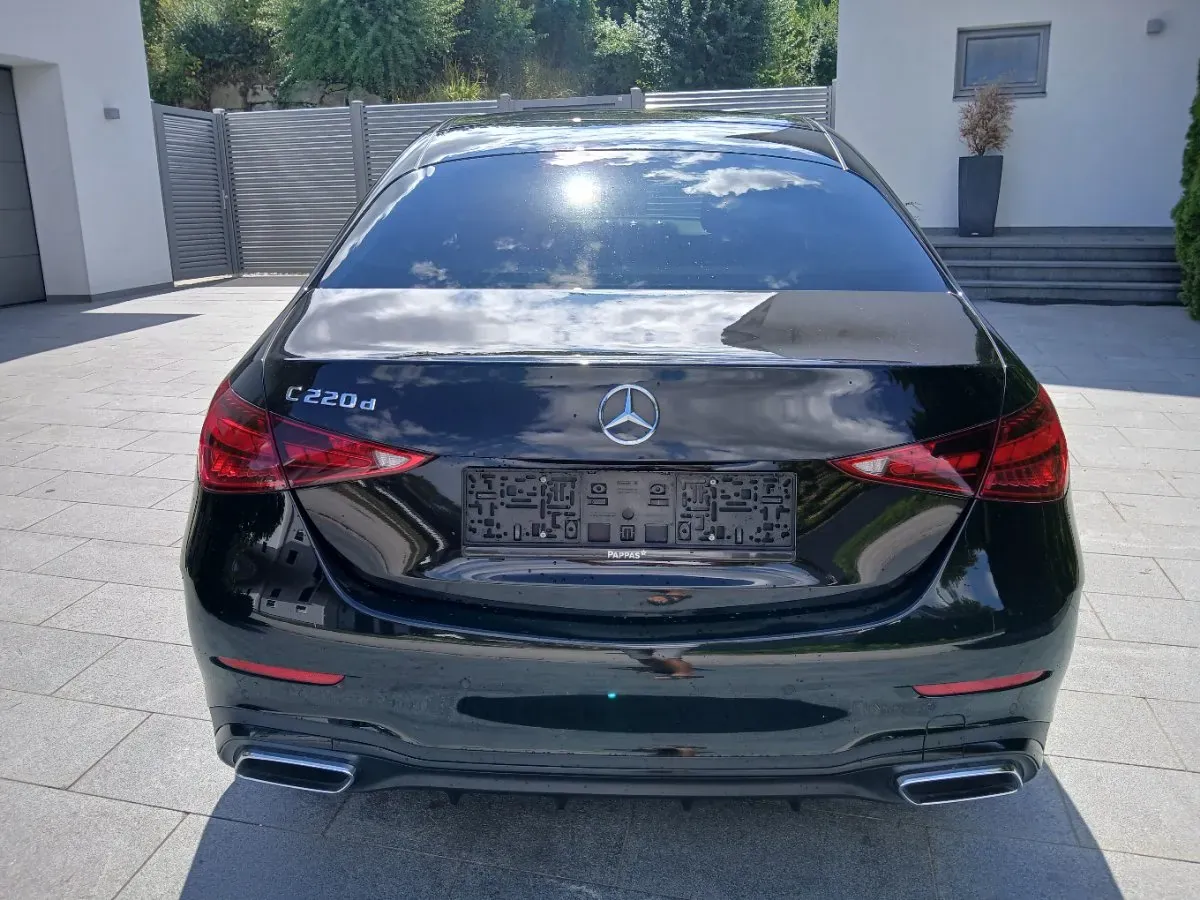 Mercedes-Benz C-Class 2022 photo 3