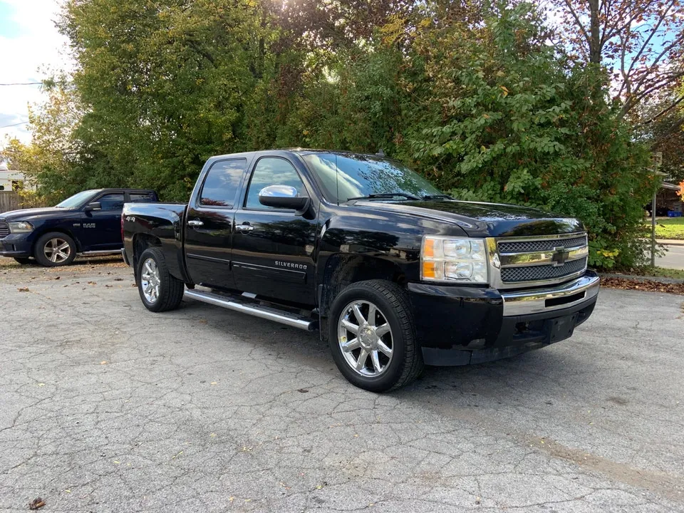 Chevrolet Silverado 1500 2011 photo 4