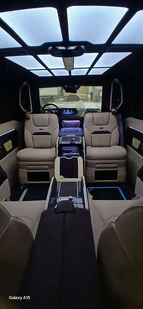 Mercedes-Benz V-Class photo 3