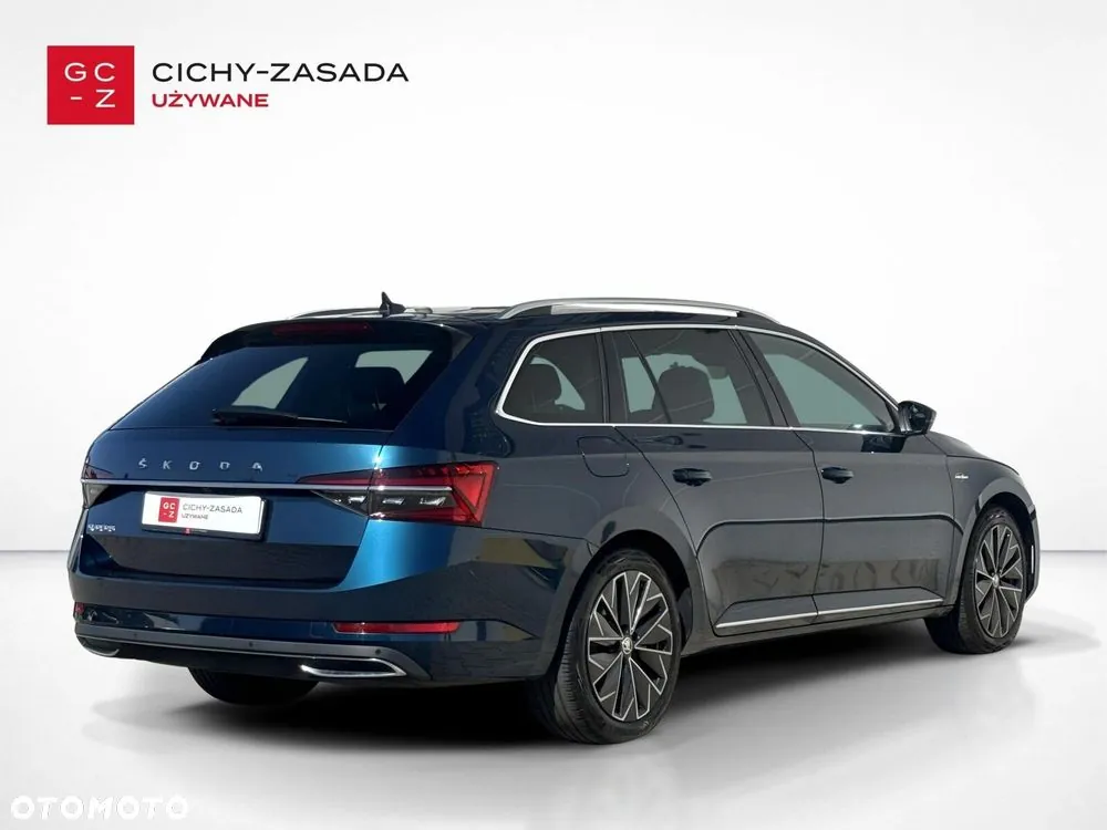 Skoda Superb 2023 photo 5