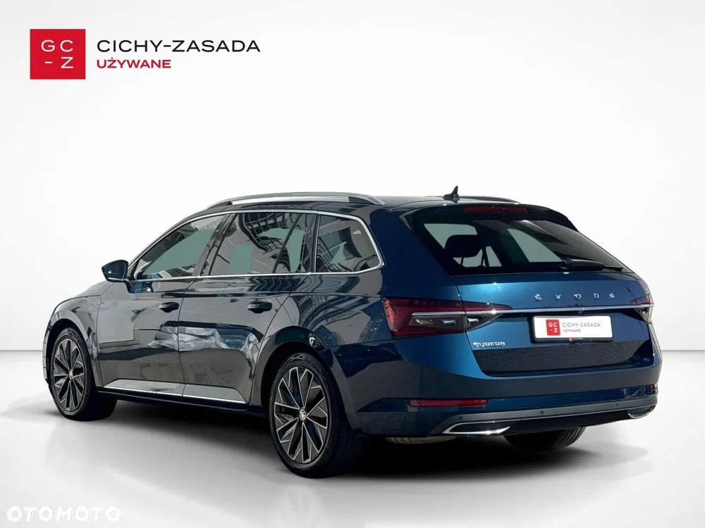 Skoda Superb 2023 photo 3