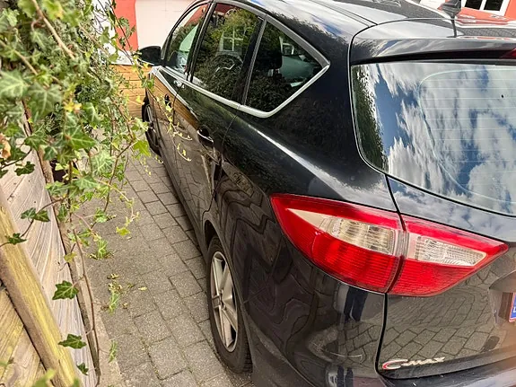Ford C-Max 2011 photo 4