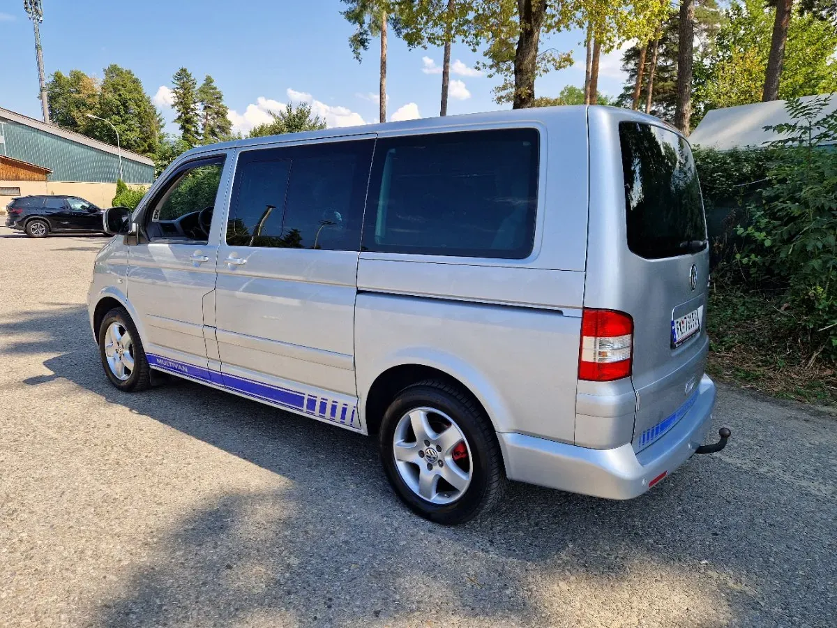 Volkswagen T5 2007 photo 2