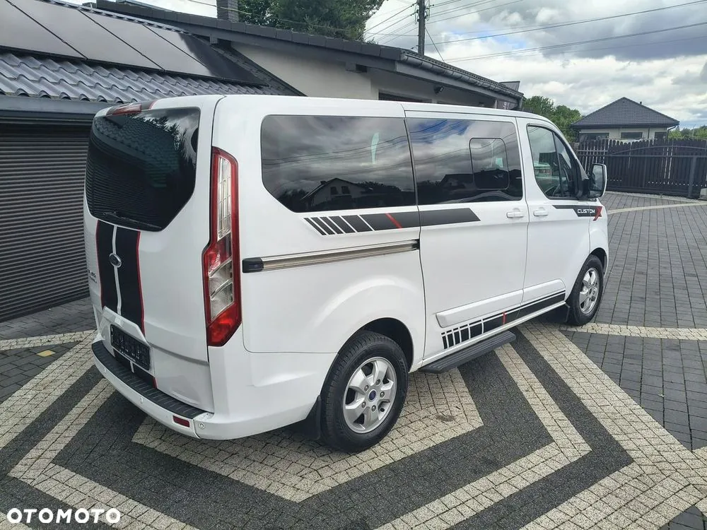 Ford Tourneo Custom 2016 photo 5
