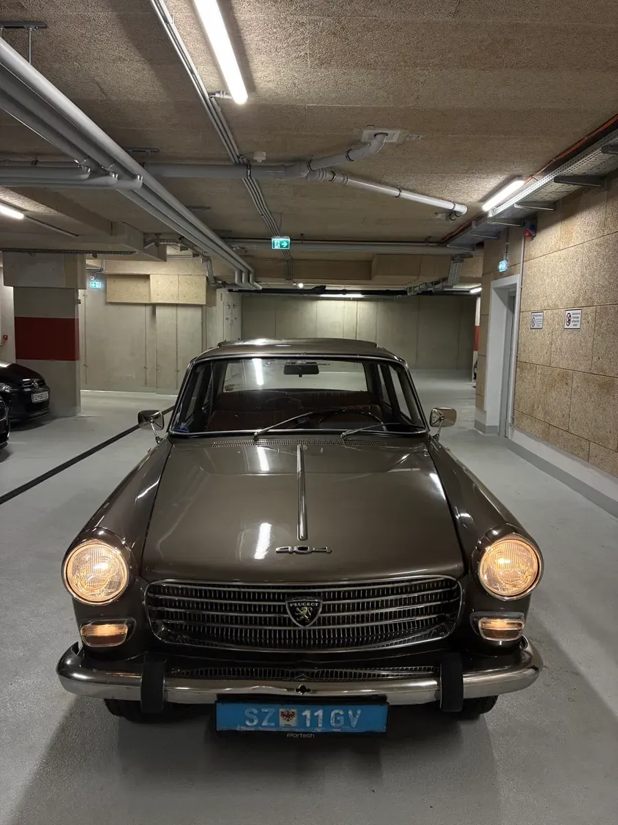 Peugeot 404 1967 photo 3