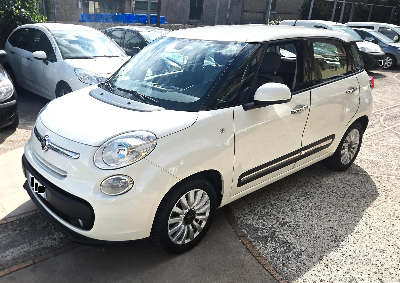 Fiat 500L 2016 photo 2