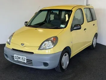 Toyota Funcargo 2002 photo 4