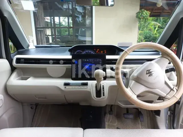 Suzuki Wagon R 2018 photo 3