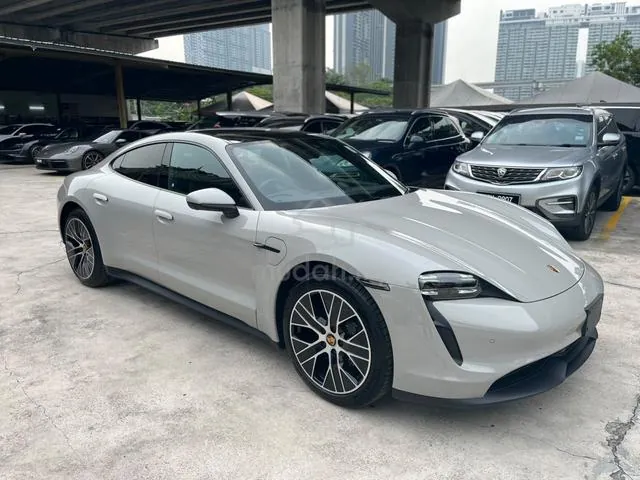 Porsche Taycan