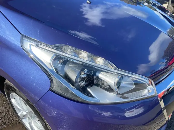Peugeot 208 2016 photo 5