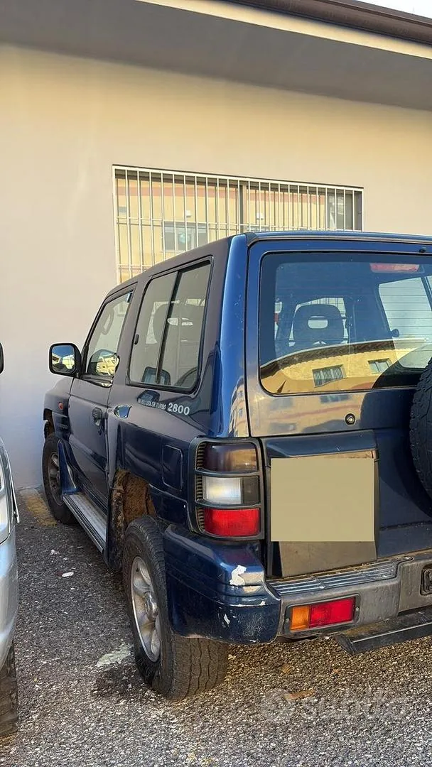 Mitsubishi Pajero 1998 photo 2