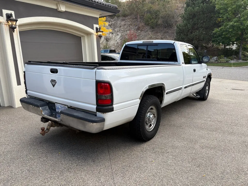 Dodge Ram 2500 1999 photo 3