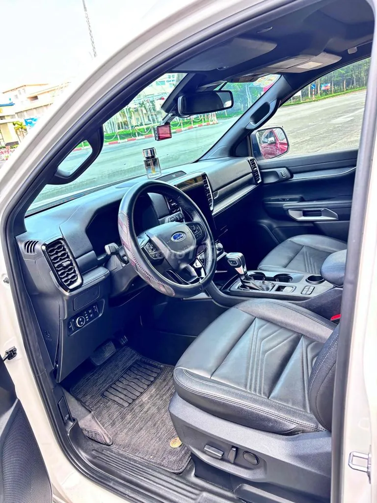 Ford Everest 2024 photo 4
