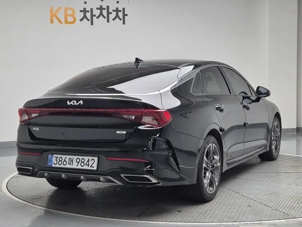 Kia K5 2023 photo 3