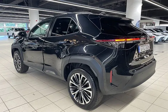 Toyota Yaris Cross 2024 photo 2
