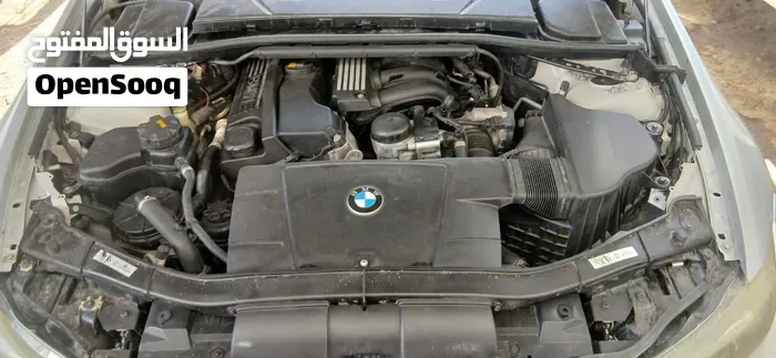 BMW 3 Series 2010 photo 4