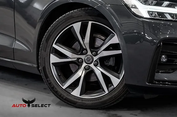 Volvo V60 2019 photo 3