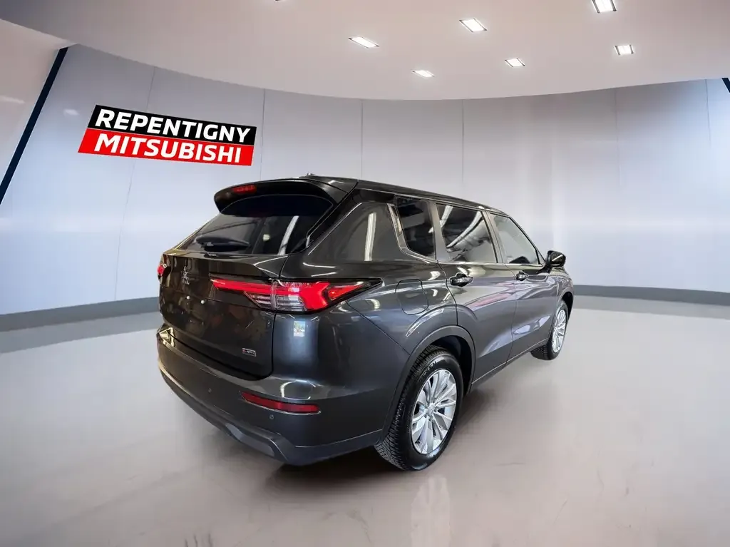 Mitsubishi Outlander 2026 photo 5