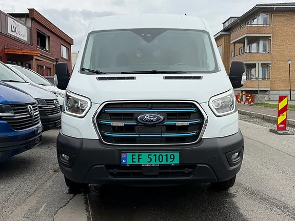 Ford E-Transit 2023 photo 2