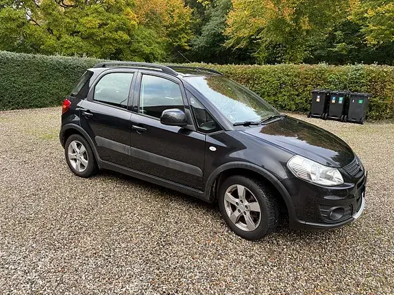 Suzuki Sx4 2011 photo 2
