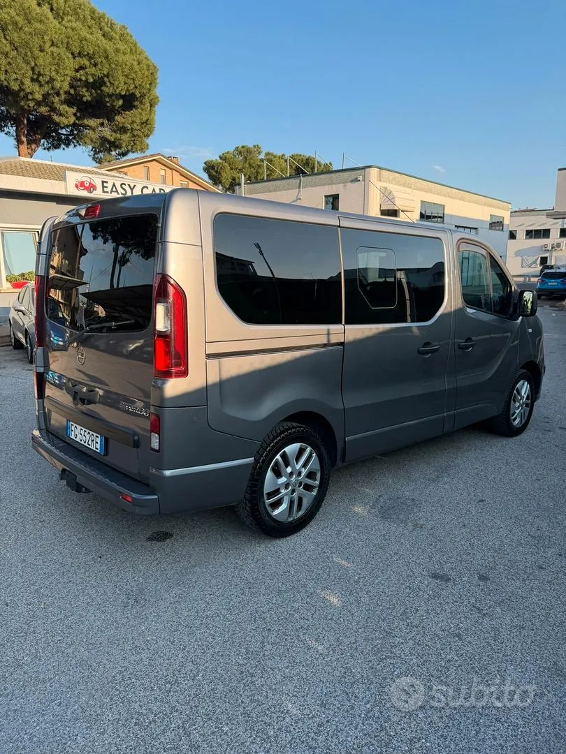 Opel Vivaro 2016 photo 4